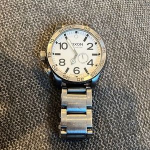 Nixon 31-50 used in good shape
